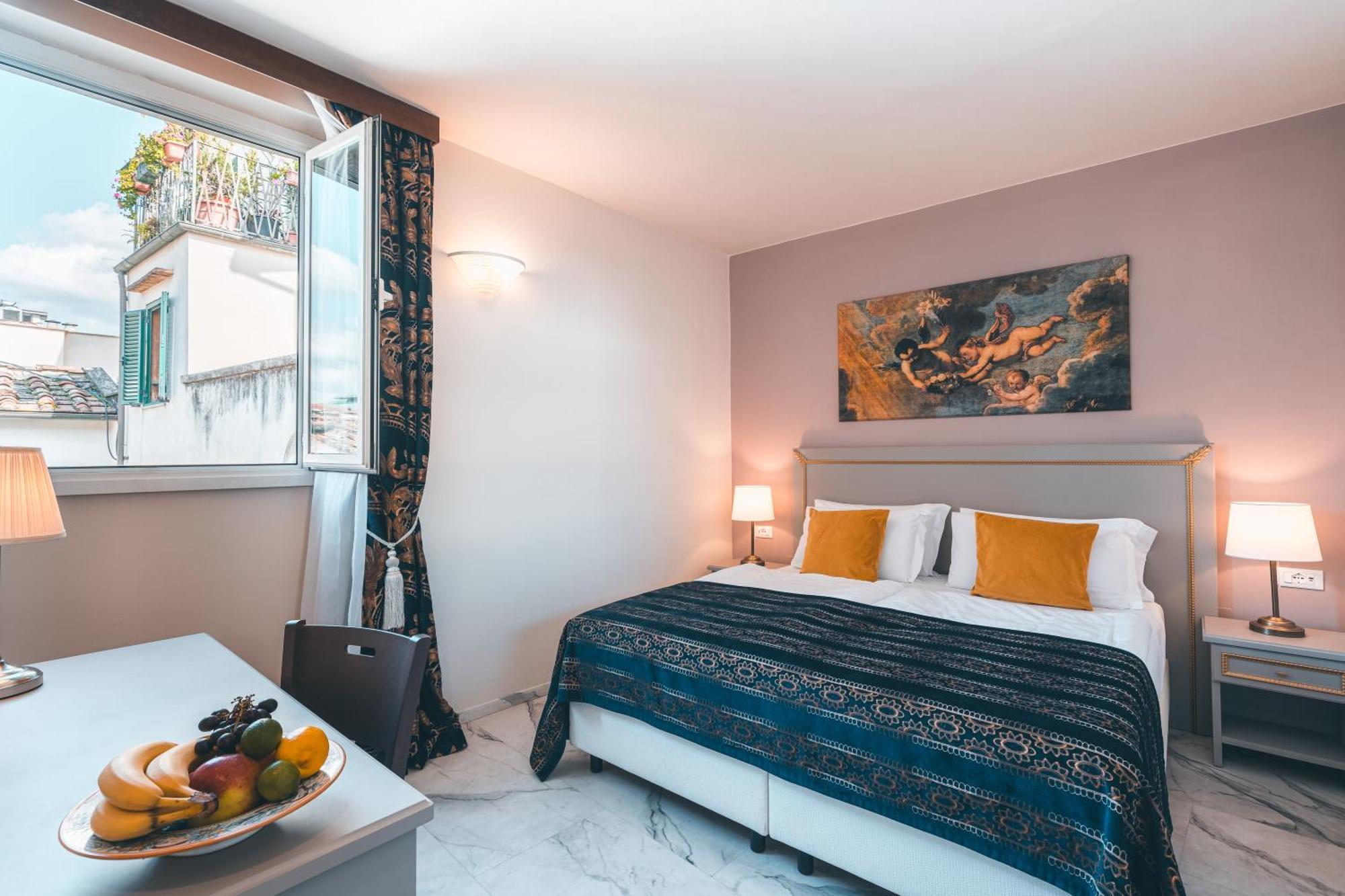 4 Smart Romantic Hotels In San Lorenzo Worth Booking