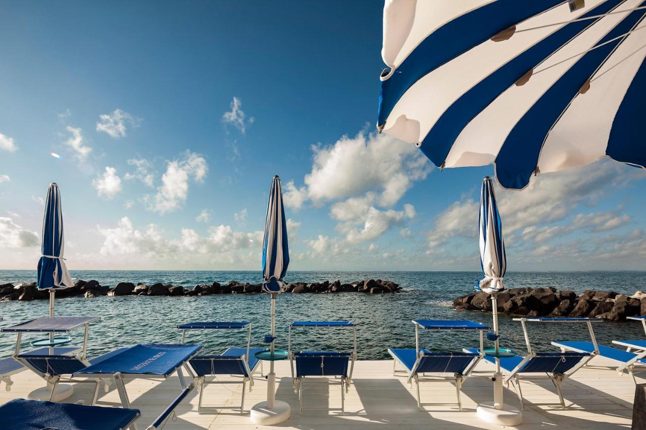 Where to Stay in Ischia Porto: 5 Best Family-Friendly Hotels